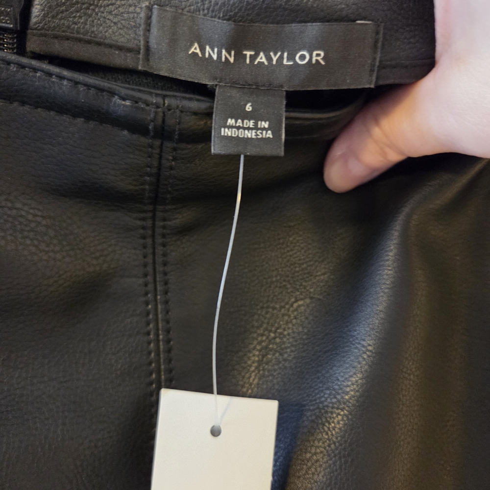 Ann Taylor Black Faux Leather Midi Skirt - Picture 3 of 4